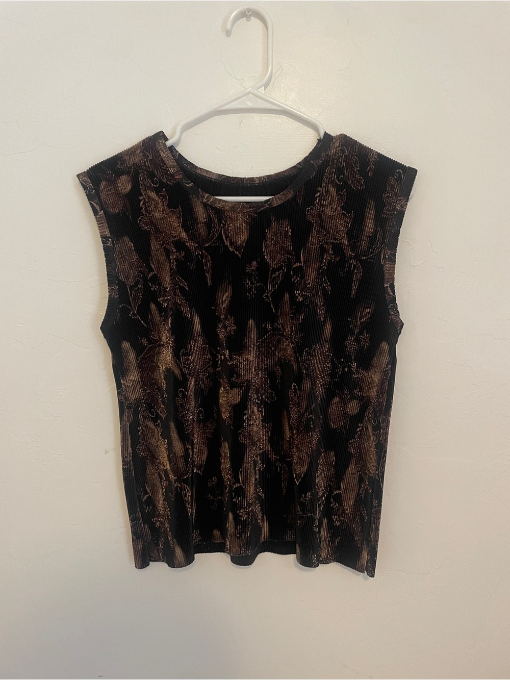 Vintage Stretchy 90s Sleeveless Black & Brown Patterned Women's Top